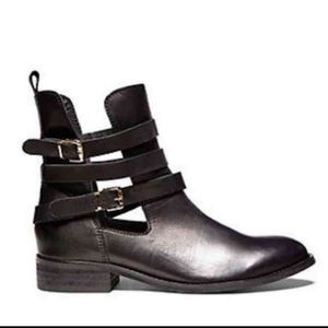 LIKE NEW Steve Madden Paladino Boots